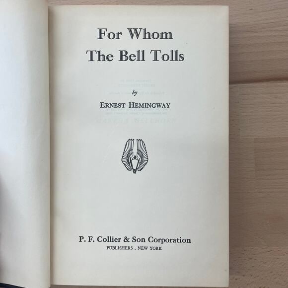 Ernest Hemingway Collier Classics – For Whom the Bell Tolls & A Farewell to Arms - Picture 7 of 10